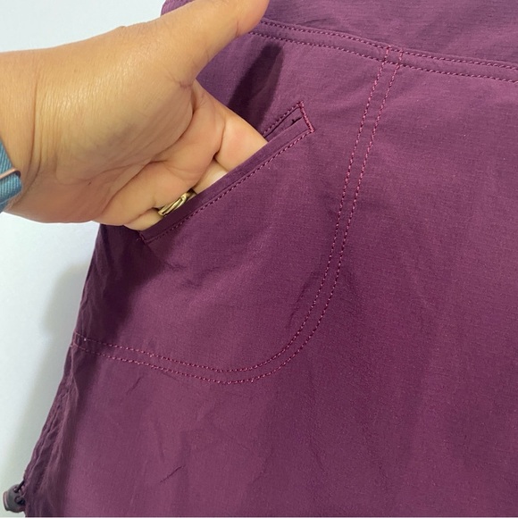 Athleta Rip Stop Skort Sangria Size 4 Hiking Travel Sporty Stretch Breathable - Picture 4 of 13